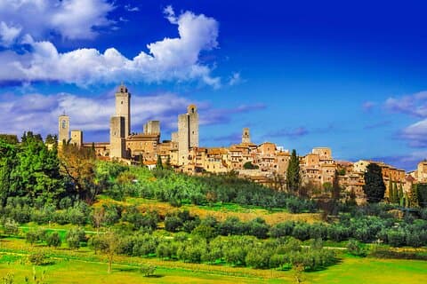 San Gimignano Walking Tour with Audioguide on Your Smartphone