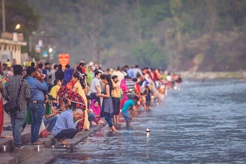 Dehradun para Rishikesh ArirportTransfers + Hotel + Turismo