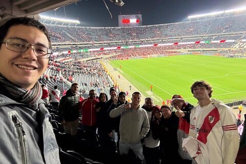 Buenos Aires: bekijk een River Plate-spel in El Monumental met de lokale bevolking