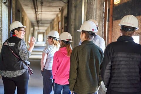 Hard Hat Tour av övergivna Ellis Island sjukhuskomplex