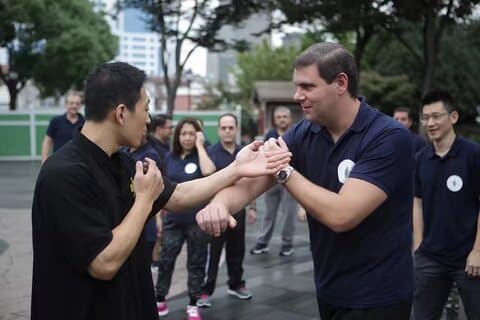 Shanghai Park Kampsportsupplevelse: Tai Chi eller Wing Chun