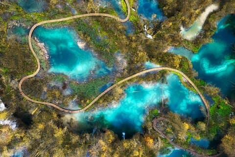 Zagreb : Guidad resa till Plitvice och Rastoke med biljett (ENG/ESP)