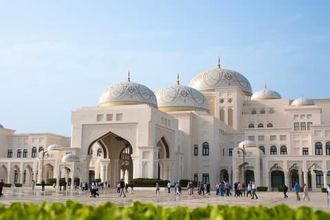 Visite de la ville d'Abou Dabi avec la mosquée Sheikh Zayed Qasr Al Watan Louvre