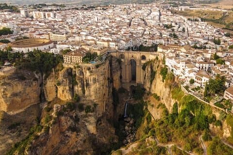 Private Tour nach Ronda ab Sevilla inklusive ortskundigem Reiseleiter