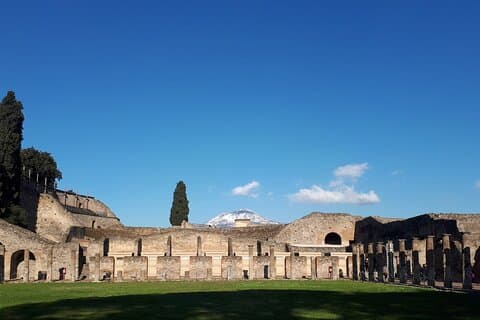 Tour Arqueológico Privado em Pompeia: Segredos e Tesouros Escondidos