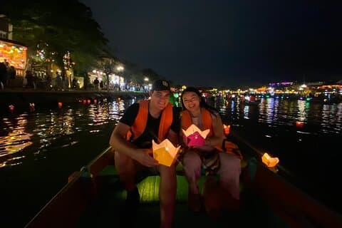 Hoi An Old Town Walking Tour mit Bootsfahrt & Laterne Release