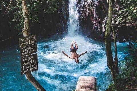 2 - Timmar Nybörjare Canyoning i Norra Bali (Pickup, GoPro, Lunch)