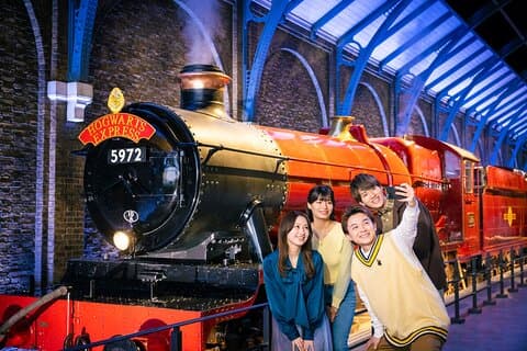 Tokyo : tour in studio di Harry Potter con host privato e prelievo dall'hotel