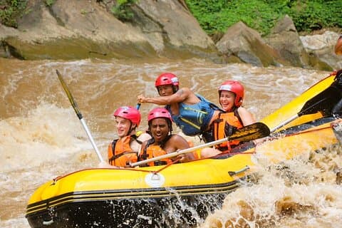 White Water Rafting 10 km med lunch – Khampan Rafting Chiang Mai
