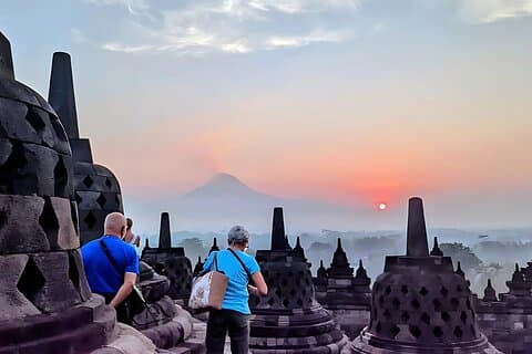 Borobudur Sunrise at Temple Tour med luksuriøs frokost inkludert