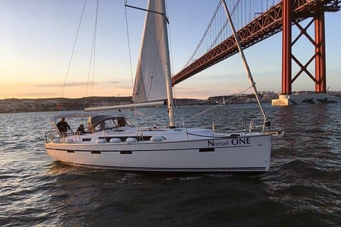 Lissabon Private Boat på Tagus River: Oppdag ikoniske severdigheter