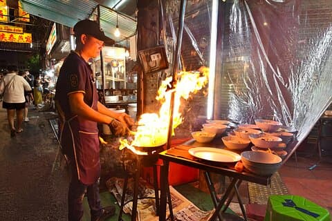 バンコク・ミシュラン・フーディー・ツアー(チャイナタウン)15+試飲付き