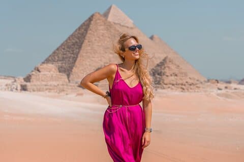 Pyramids of Giza tour with a professional photoshoot +(Editing)