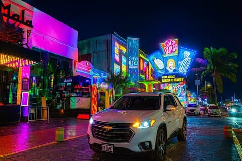 Privater Transport zum Nachtclub Center of Cancun Hotel Zone