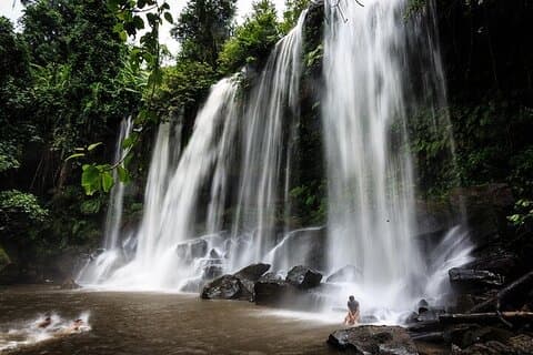 Kulen Waterval en 1000 Lingas - Lokale maaltijd en toegangsbewijs