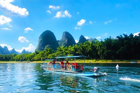 Excursión privada de un día desde Guilin a Yangshuo con guía Inglés