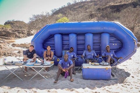 Wildwasser-Rafting am Sambesi 3 Tage 2 Nächte Camping.