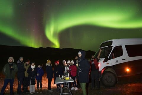Northern Lights 4x4 tur med bagværk og kakao fra Reykjavik