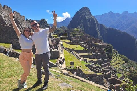 4 Day Machupicchu and Sacred Valley Cultural - Skip the Altitude