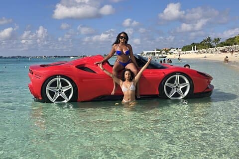 Grand Cayman Exotic Jet Car Experience em 7 Mile Beach