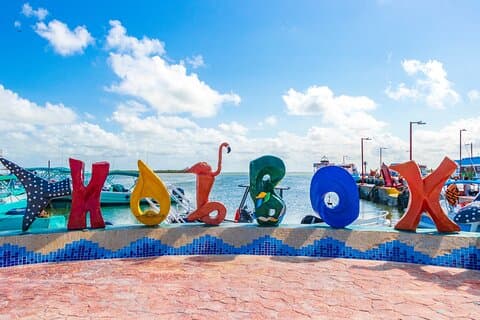 Privater Transfer Tulum nach Chiquila Holbox mit flexiblen Stopps