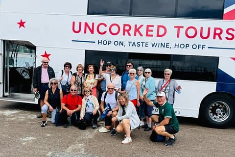 Auckland: Waiheke’s Best Chilled Scenic Tour with Wine and Food