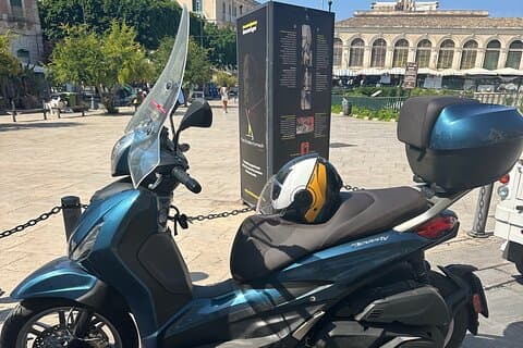 Au départ de Syracuse, un tour des plus belles plages en scooter avec chauffeur
