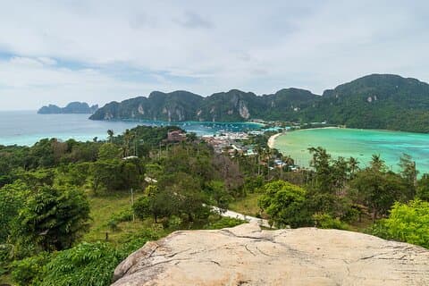 Early Bird Trip Phi Phi + Viewpoint–Premium Speedboat from Krabi