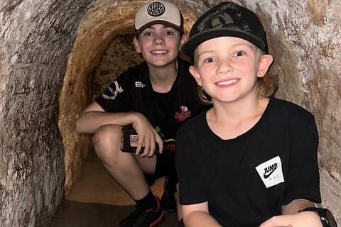 Ganztägige Tour in Cu Chi Tunnels und Saigon City Tours
