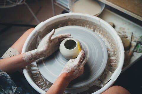 Intro au lancer de roue de poterie