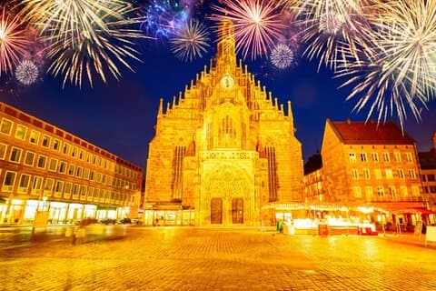 ニュルンベルク旧市街クリスマスセルフガイド付きウォーキングツアー(APP付き)