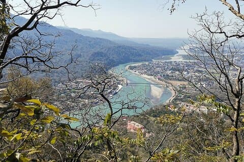Rishikesh Jungle Trek to Offbeat Village com vistas de Ganges