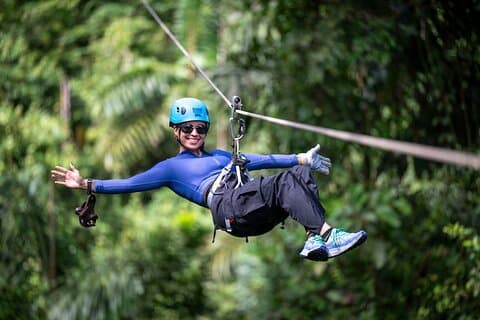 7 - Cable Zipline Adventure : Survolez la cascade de La Fortuna