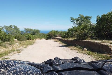 Balade privée Can-Am Maverick X3 en activité à Baja