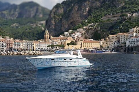 Excursion en bateau privé sur la côte amalfitaine