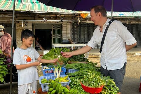 Saigon Oasis: Vandbus og motorcykel eventyr
