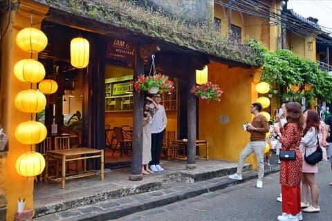 Hoi An City Tour with Coconut Jungle and Lantern Release