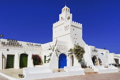 Djerba Island kulturelle tur med keramik synagoge og frokost