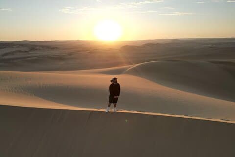 Tour della città di Ica da Tuktuk e Huacachina con giro in carrozza al tramonto