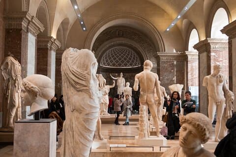 Führung durch das Louvre-Museum in kleiner Gruppe