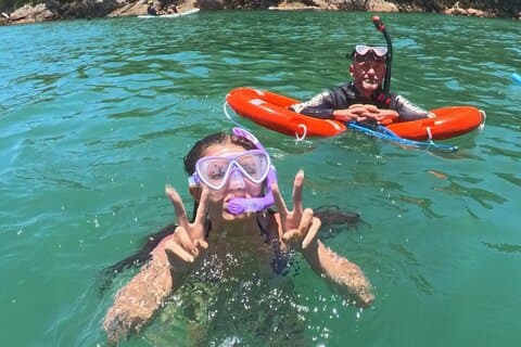Bombinhas + Snorkel by Zimbros Ecotour