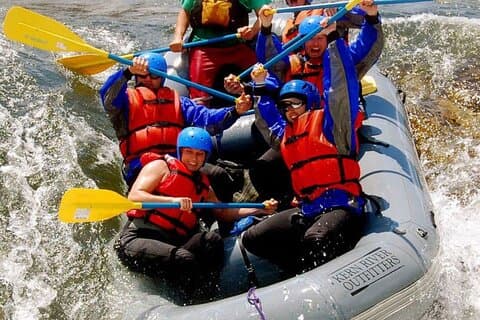 From Nuwara Eliya: Kitulgala Water Rafting & transfer to Colombo