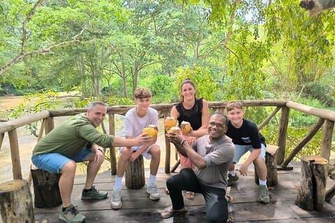 3 Nights 4 Days Private Sri Lanka Safari Tour with Star Hotel