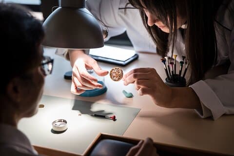 Genève Privé avec Swiss Craft Experience - Montres et Couteaux