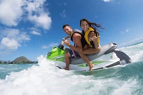 Luksus Jet Ski og Parasailing Eventyr i Montego