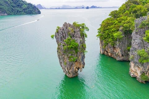 James Bond Phang Nga Bay e Khai Island Catamarano da Khao Lak