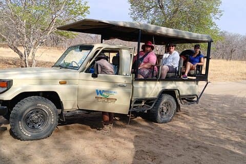 5 - Dia Victoria Falls, Hwange, e Chobe Safari Adventure