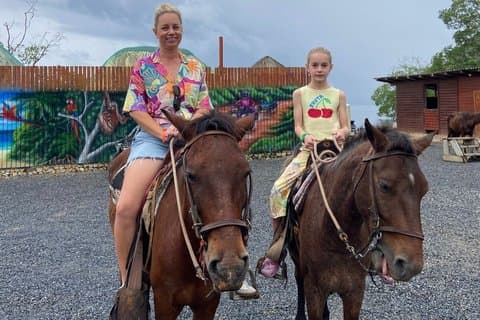 Roatan Reiten mit Beach Break Plus City