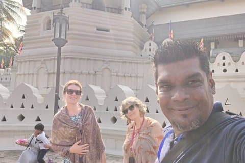 Private & Customizable Kandy City Tour with Local Driver-Guide