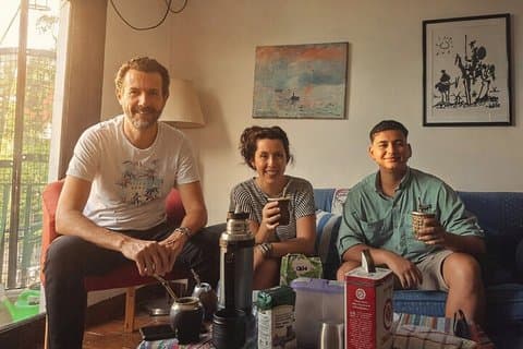 メイトラウンドに参加して、アルゼンチン式の儀式を発見してください